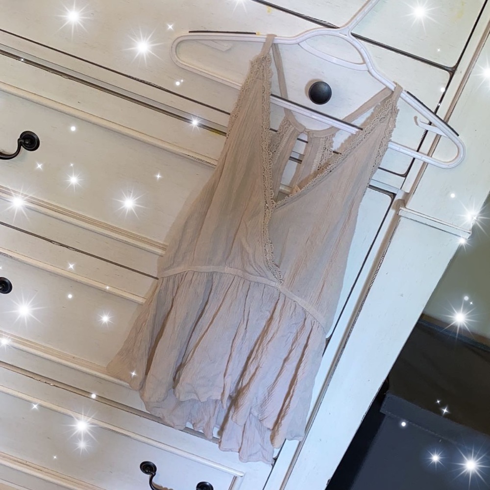 PacSun Cream Flowy Tank Top